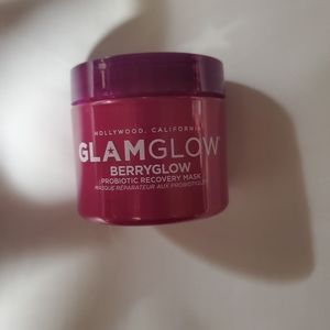 Glamglow berry glow prebiotic recovery mask